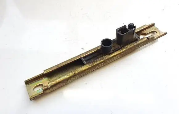 Citroen Xsara Picasso Seat belt adjustment rail 2c0s4850