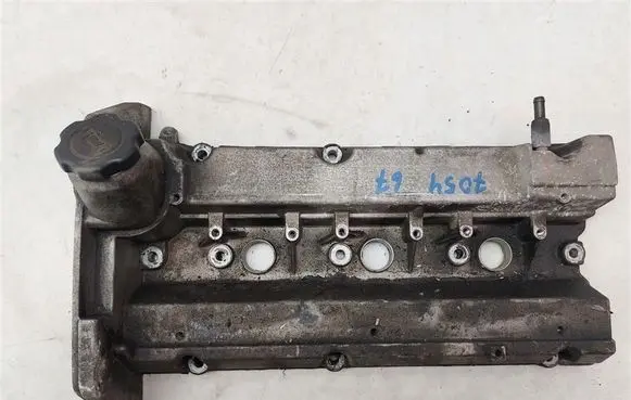 KIA Sorento Rocker cam cover 