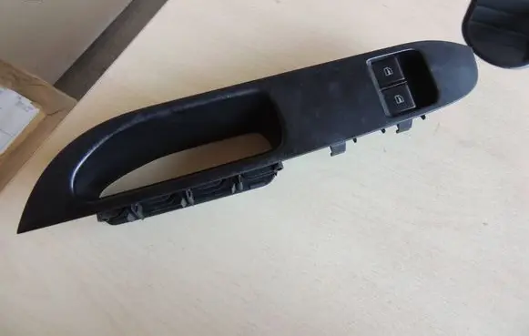 Seat Ibiza III (6L) Electric window control switch 6L1867171