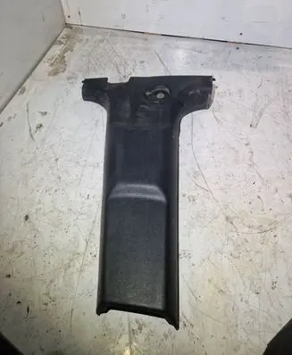 Mitsubishi Pajero Pinin (B) pillar trim (bottom) MR346031 2S45