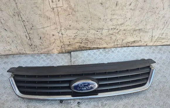 Ford Kuga I Front bumper upper radiator grill 8V41R7081A