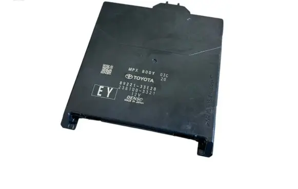 Toyota Camry VIII XV70 Comfort/convenience module 8922133E20