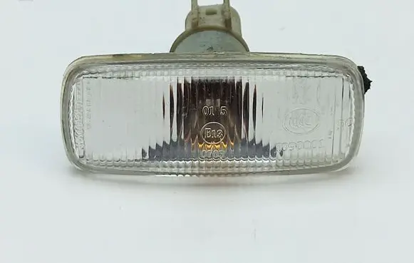 Chrysler 300 - 300C Front fender indicator light