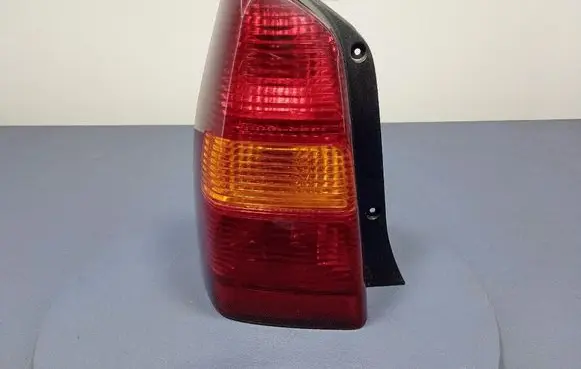Mazda Tribute Rear/tail lights 44ZH1424
