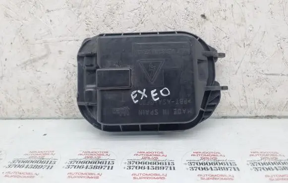 Seat Exeo (3R) Headlight/headlamp dust cover