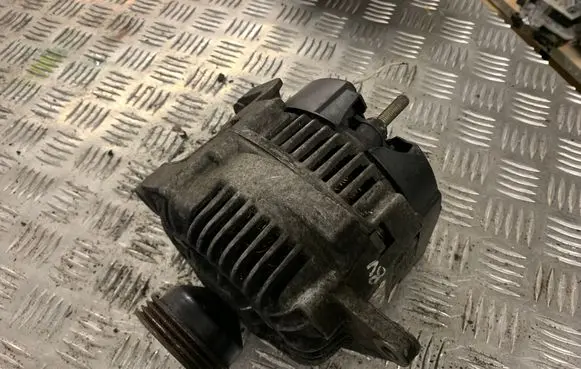 Renault Clio I Generator/alternator