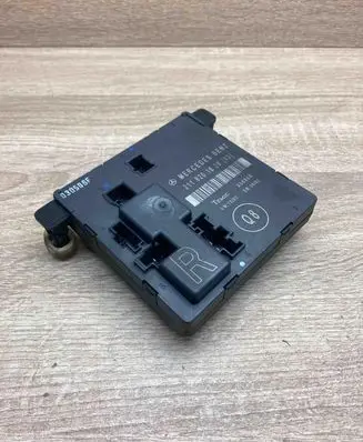 Mercedes-Benz E W211 Door control unit/module 2118201626 356806