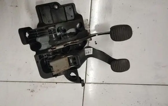 Fiat Bravo Clutch pedal 