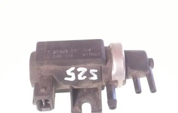 BMW 5 E39 Turbo solenoid valve 2246175