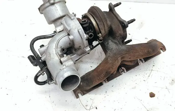 Audi A4 S4 B8 8K Turbo 06H145702S 06H145702