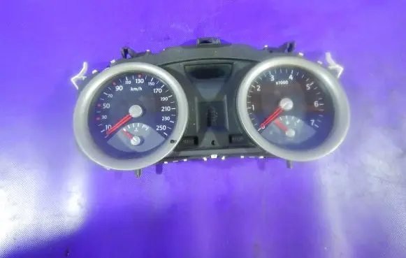 Renault Megane II Speedometer (instrument cluster) 8200306538