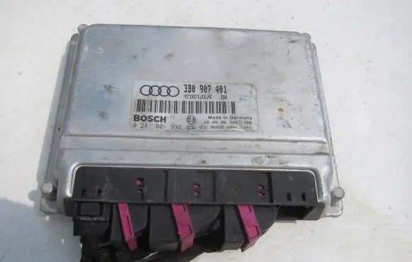 Volkswagen PASSAT B5 Engine control unit/module 3B0907401 0281001938