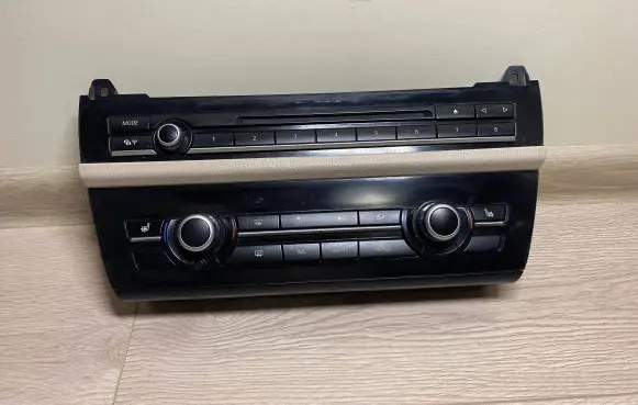 BMW 5 F10 F11 Climate control unit 9306149 930614901