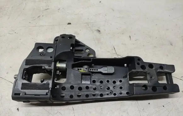 Audi A8 S8 D4 4H Rear door exterior handle 4H0837885