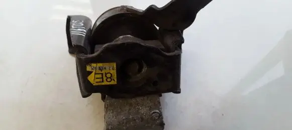 Toyota Corolla Verso AR10 Engine mount bracket