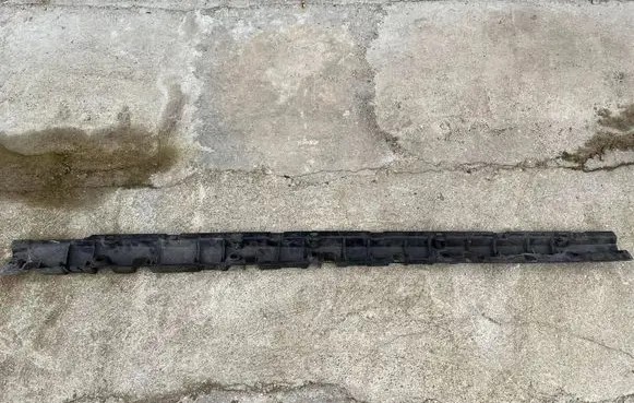 BMW X5 E70 Sill supporting ledge 7207196