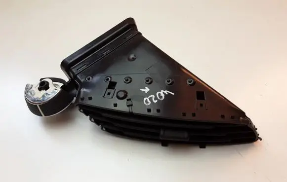 Ford Kuga II Dashboard side air vent grill/cover trim 07466000