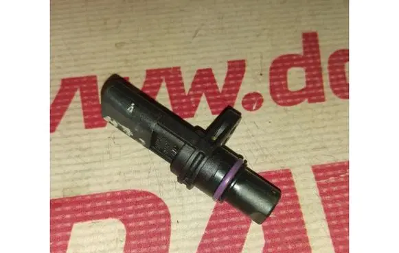 Volkswagen Caddy Camshaft position sensor 04L907601