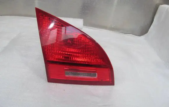 KIA Venga Tailgate rear/tail lights 924051P000