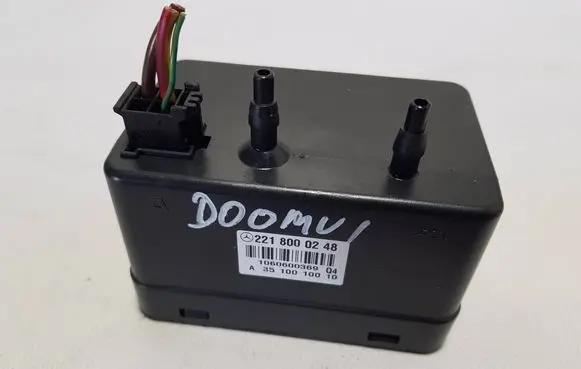 Mercedes-Benz S W221 Central locking vacuum pump 2218000248DDX A2218000248