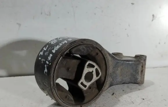 Opel Astra J Gearbox mounting bracket 13248630