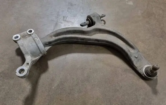 Chrysler Pacifica Front control arm 68229020AC 68232192AD P68229020AC