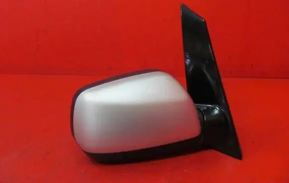 Toyota Avensis Verso Front door electric wing mirror AVENSISVERSOLUSTRP