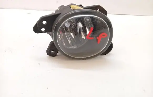 Mercedes-Benz C W204 Front fog light A2518200756