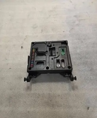 Seat Alhambra (Mk1) Comfort/convenience module S108152001