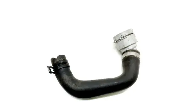 Volvo XC90 Engine coolant pipe/hose 31686557