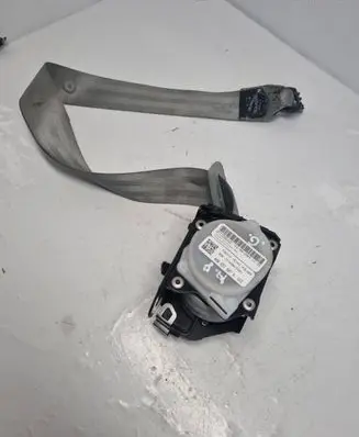 Audi A8 S8 D4 4H Rear seatbelt 4H0857807A 0713CAS1GS K92001546X