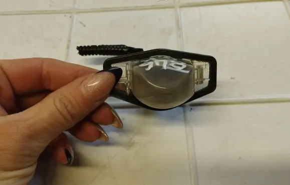 Honda FR-V Number plate light