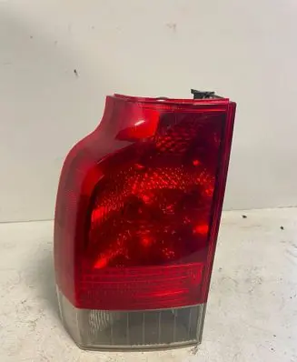 Volvo XC70 Rear/tail lights 30643332 161037 643334