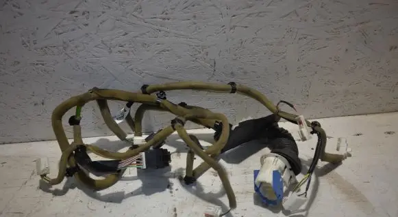 Mazda CX-7 Front door wiring loom