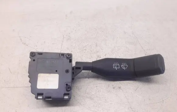 Renault 19 Wiper control stalk 7700826606 61570012 6157