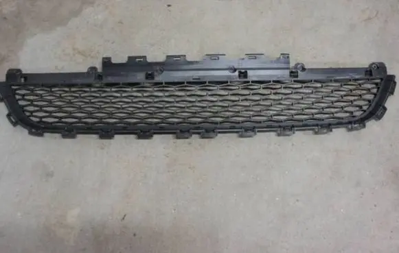 Land Rover Discovery Sport Front bumper lower grill fK7217K945A