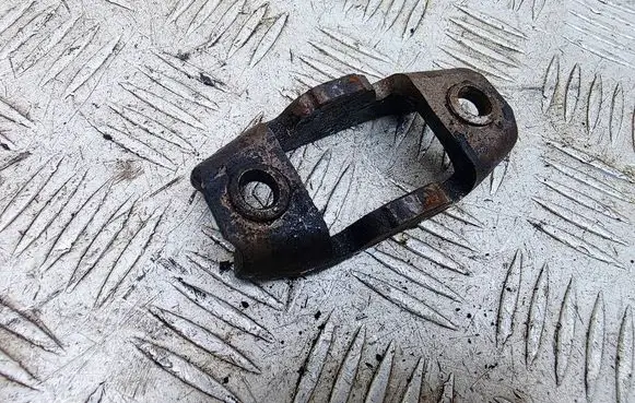 Mitsubishi ASX Fuel Injector clamp holder