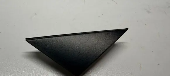 Hyundai Kona I Fender end trim 86180J9000