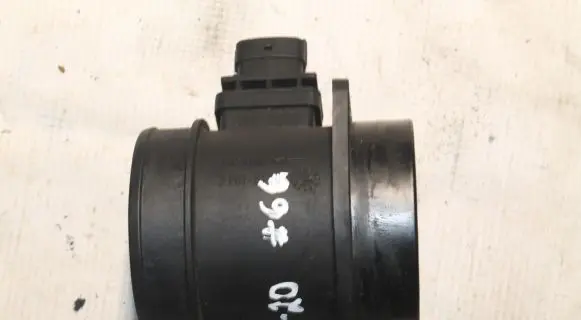 Volvo XC90 Mass air flow meter 306779990281002730