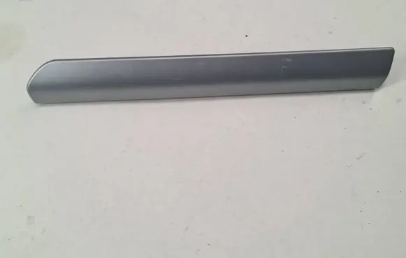 Opel Zafira B Dashboard glove box trim 13162510