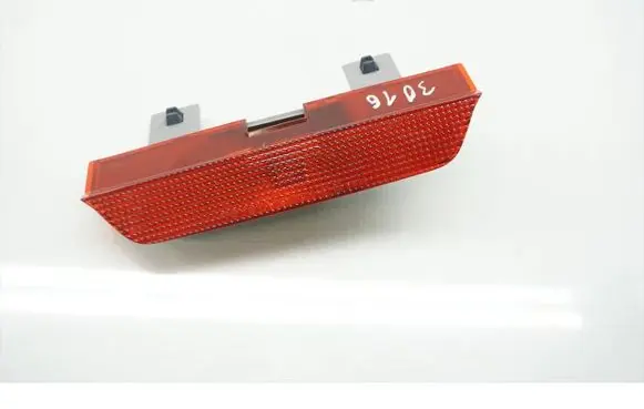 Toyota RAV 4 (XA20) Third/center stoplight
