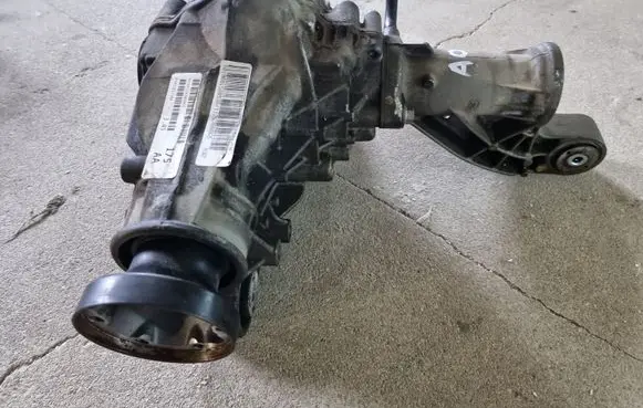 Jeep Grand Cherokee Front differential P68352175AA T02NF1267R0865 68352175AA
