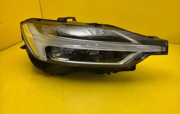 Volvo XC60 Headlight/headlamp 31420412