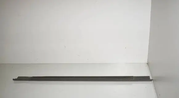 BMW 2 Active Tourer U06 Rear door trim (molding) 8496336 51358496336