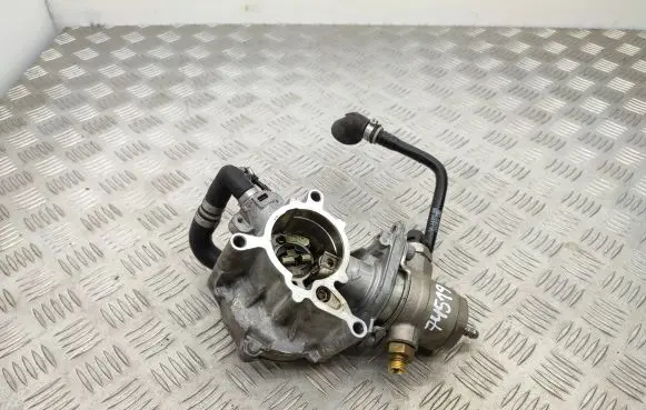 Audi Q5 SQ5 Fuel injection high pressure pump 06J145100G