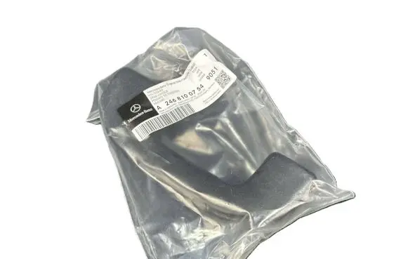 Mercedes-Benz A W176 Front interior roof grab handle A2468100754