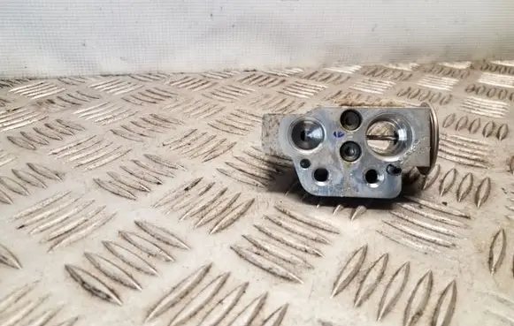Skoda Superb B6 (3T) Air conditioning (A/C) expansion valve 1K2820103E