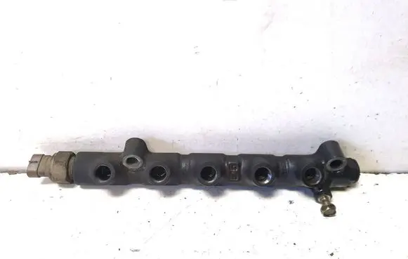 Fuel main line pipe