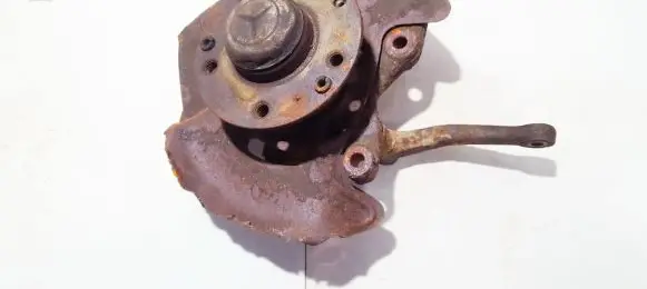 Mercedes-Benz E W124 Front wheel hub