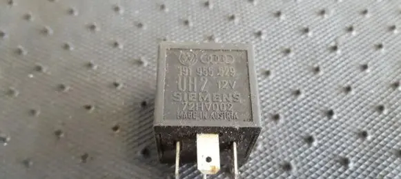 Volkswagen Polo III 6N 6N2 6NF Other relay 191955529 72hv002